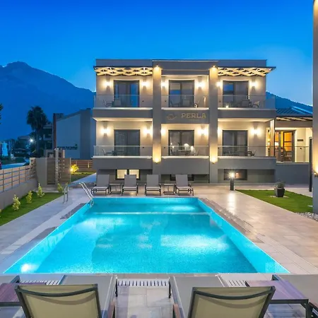 Perla Chrisi Ammoudia